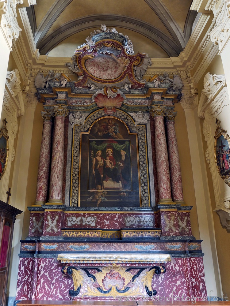 Valdilana (Biella, Italy) - Altar of Our Lady of Grace in the matrix church